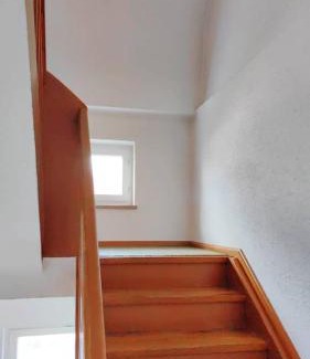 Lonnerstadt Apartment | Wohnung Beth im Dachgeschoss mit Balkon