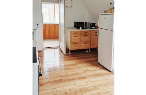 Lonnerstadt Apartment | Wohnung Beth im Dachgeschoss mit Balkon