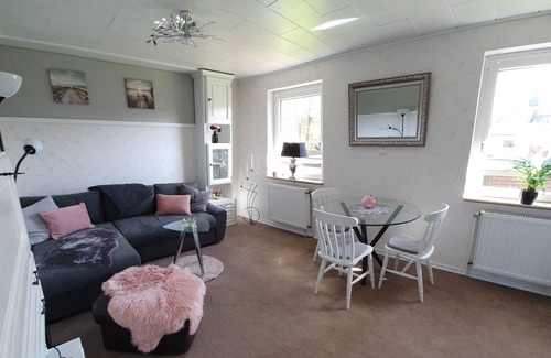 Wald Condo | Wohnung mit Liebe zum Detail Geschmackvoll Renoviert und Eingerichtet
