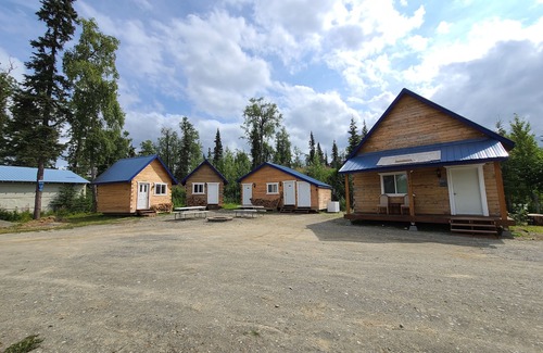 Ninilchik Cabin | Wolf Cabin in the Heart of Moose Country Alaska!