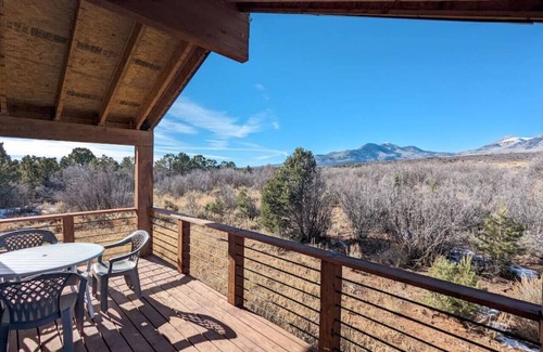 La Sal Cabin | Wolf Springs Ranch, Cabin 7