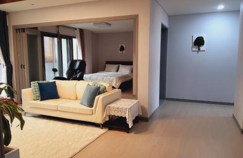 Gujwa House | Woljeong Comfort Stay