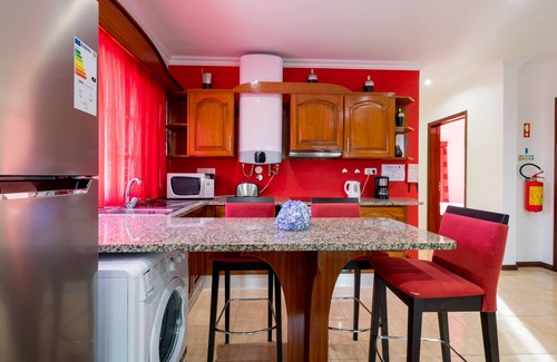 Ponta Delgada House | Wonder House Ponta Delgada, São Miguel, with sea view up to 16pax