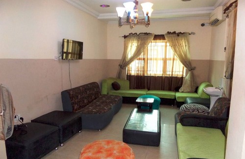 Yaba Hotel | Wonder King Hotel