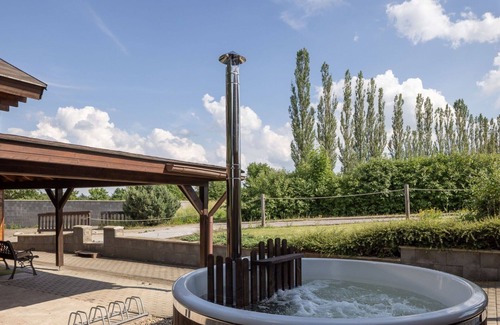 Dolni Branna House | Wonderful private villa for 8 guests with WIFI, hot tub, TV, terrace, pets allowed and parking
