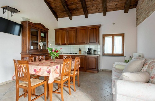 Castagnole delle Lanze House | Wonderful villa for 4 people with WIFI, pool, TV, terrace and parking