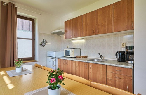 Starkov House | Wonderful private villa for 6 guests with WIFI, pool, TV, patio, pets allowed and panoramic view