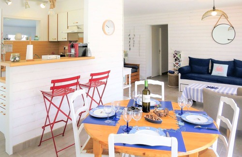 Saint-Vivien-de-Medoc House | Wonderful private villa for 6 guests with private pool, WIFI, terrace and parking