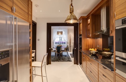 Belgravia House | Wonderful 5 Bedroom Home in Lower Belgrave Street