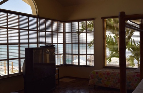 Salinas House | Wonderful beachfront vacation house