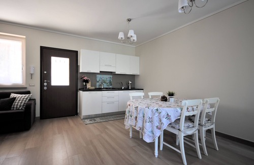 Sutri Apartment | Wonderful Country House: cozy, quiet and bright, near National Golf.