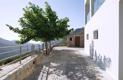 Vrachasi Villa | Wonderful Family Villa Crete | Villa Aires | Private Pool | 4 bedrooms |.