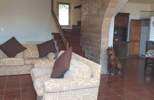 Fabriano House | Wonderful house on the Marche hills.