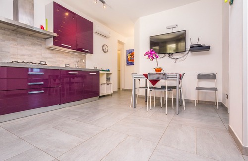 Piane Vecchie Villa | wonderful modern style villa with beautiful orange garden. Sleeps 8