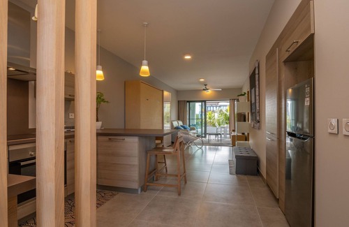 Calebasses Apartment | Wonderful Mont Choisy flat, lagoon pool