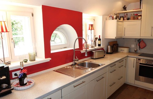 Sandbostel House | Wonderful private villa for 6 people with WIFI, pets allowed and parking