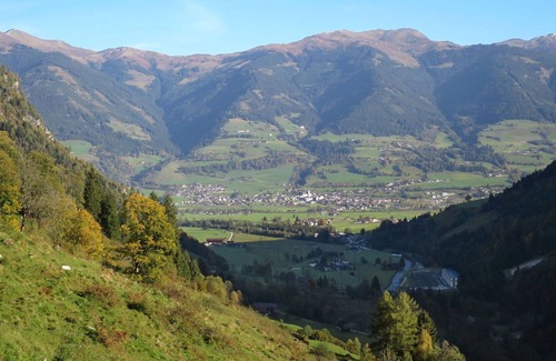 Uttendorf House | Wonderful private villa for 6 guests with WIFI, TV, terrace and parking
