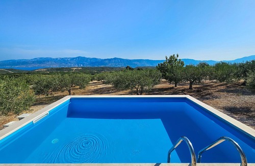 Praznica House | Wonderful private villa with private pool, WIFI, A/C, TV, terrace, panoramic view and parking