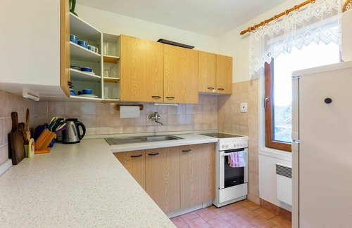 Rabyne House | Wonderful private villa for 4 people with WIFI, TV, patio, pets allowed and parking