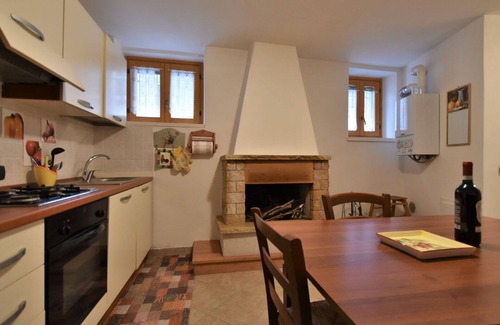 Dubino House | Wonderful private villa for 4 guests with WIFI, TV and balcony