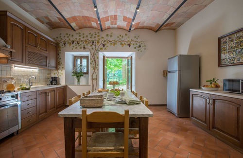 Ripoli Villa | Wonderful private villa with private pool, hot tub, A/C, WIFI, TV, patio, panoramic view and par.