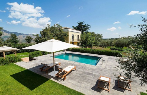 Rovittello Villa | Wonderful private villa for 10 people with private pool, WIFI, TV, terrace, pets allowed and par.
