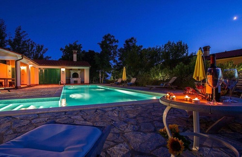 Stanisovi Villa | Wonderful private villa for 10 guests with A/C, WIFI, pool, TV and terrace