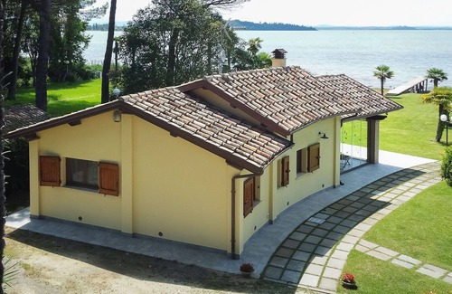 San Feliciano House | Wonderful private villa for 5 guests with WIFI, A/C, TV, terrace, pets allowed and parking