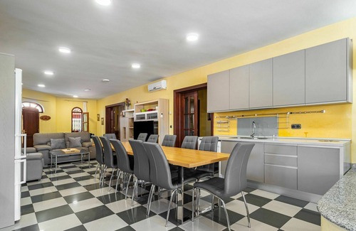 Baena Villa | Wonderful private villa with private pool, A/C, hot tub, WIFI, TV, patio, pets allowed and parking