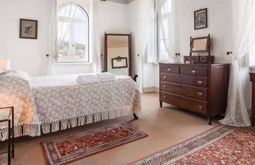 Gondufe Villa | Wonderful private villa for 10 guests with pool, WIFI, TV, terrace and parking
