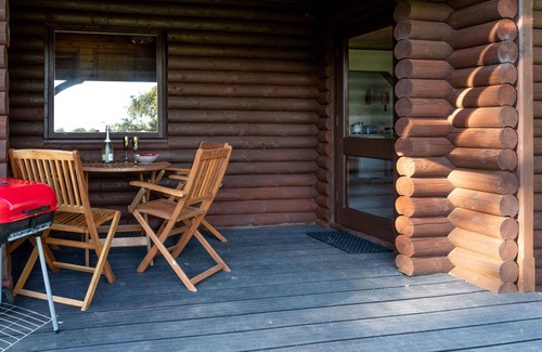 Fivelanes House | Wonderful private villa for 4 people with hot tub, WIFI, TV, patio, panoramic view and parking