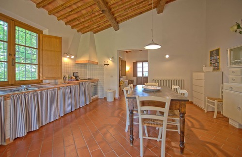 Legoli Villa | Wonderful private villa with WIFI, private pool, TV, terrace, pets allowed, panoramic view, parking