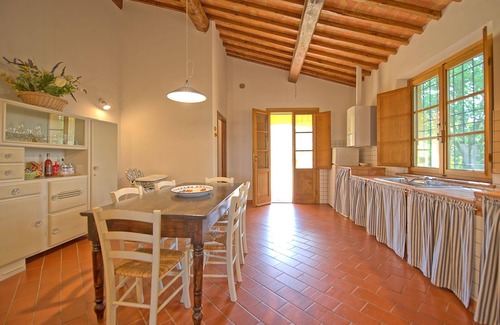 Legoli Villa | Wonderful private villa with WIFI, private pool, TV, terrace, pets allowed, panoramic view, parking