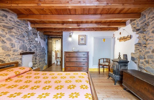 Noasca House | Wonderful private villa for 12 people with TV, patio and parking