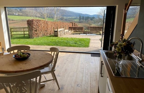 Ledbury Apartment | Wonderful rural idyll with glorious views and Yamaha baby grand piano