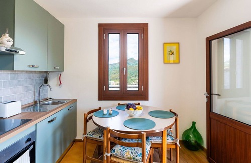 Garlenda House | Wonderful villa for 4 people with A/C, terrace, pets allowed and parking