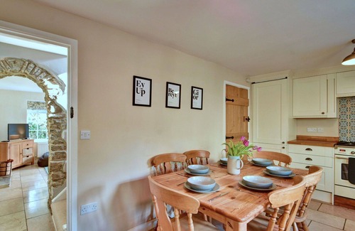 Bellerby House | Wonderful villa for 6 people with hot tub, WIFI, terrace, pets allowed and parking