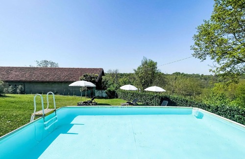 Asti House | Wonderful villa for 7 guests with private pool, WIFI, A/C, TV, terrace, pets allowed and parking