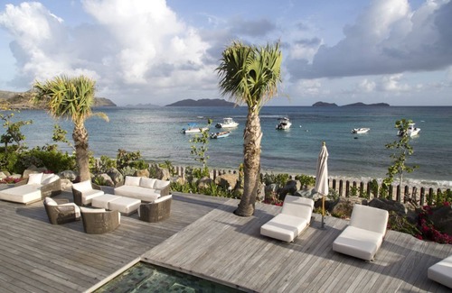 Corossol Villa | Wonderfully located beachfront house consisting of 7 bedrooms