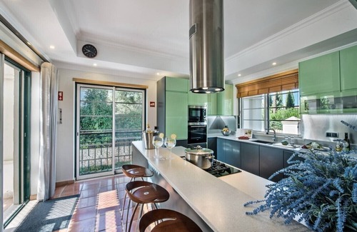 Almancil Villa | Wonderfully Stylish & Luxurious Villa, Heated Pool, Designer Interior