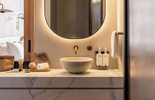 Crawley Hotel | Wonil Hotel Perth - Handwritten Collection