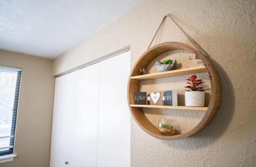 Sunnyland Apartment | WOOD INN Cozy 2BD over the bridge