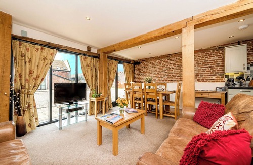 Beccles Cottage | WOODCOCK, pet friendly, character holiday cottage in Wheatacre