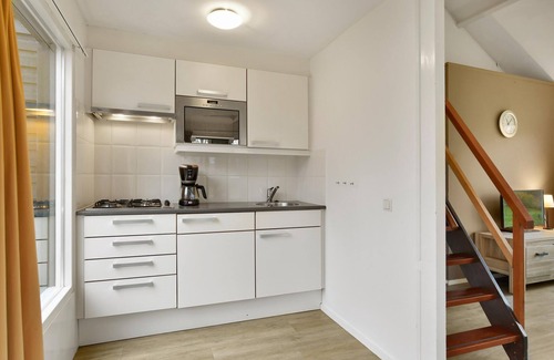 Midlaren House | Wooded Park Retreat in Drenthe