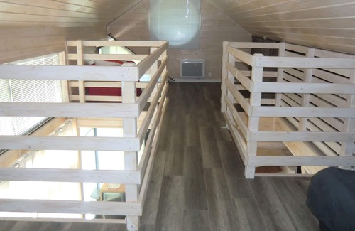 Pont-de-Salars Ski Chalet | Wooden chalet on the lake of Pont de Salars, in Aveyron