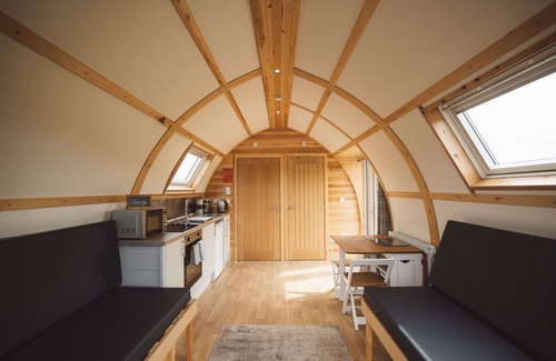 Trefeglwys Cabin | Wooden Cosy Cabin with Hot Tub in Mid Wales