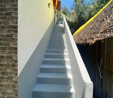Tiruvettipuram House | Wooden cottage