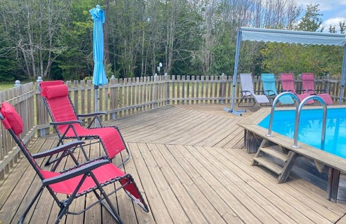 Saint-Chamassy Cottage | Wooden house with private pool, Wifi near Dordogne highlights