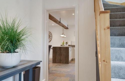 Frodsham House | Woodhouse View