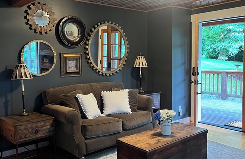 Woodinville Other | Woodinville Farmhouse in Hollywood Wine District 5 Bedrooms 5 Baths sleeps 10